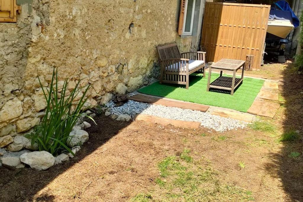 Chez Rachel Et Karim Holiday home Chindrieux